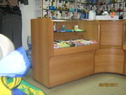 Торговые прилавки с гнутым стеклом