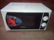 Продаю микроволновую печь